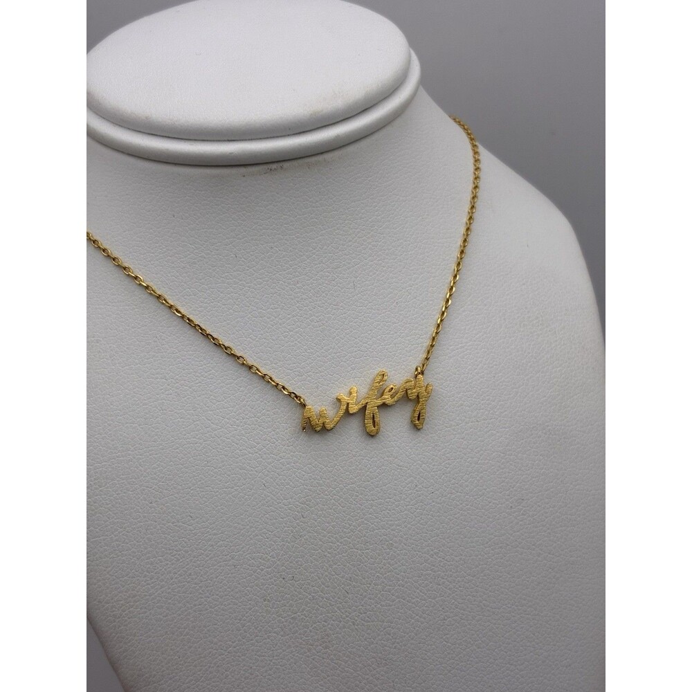 “Wifey” Cursive Simple Gold Tone Chain Necklace 17 Inch Wedding Marriage